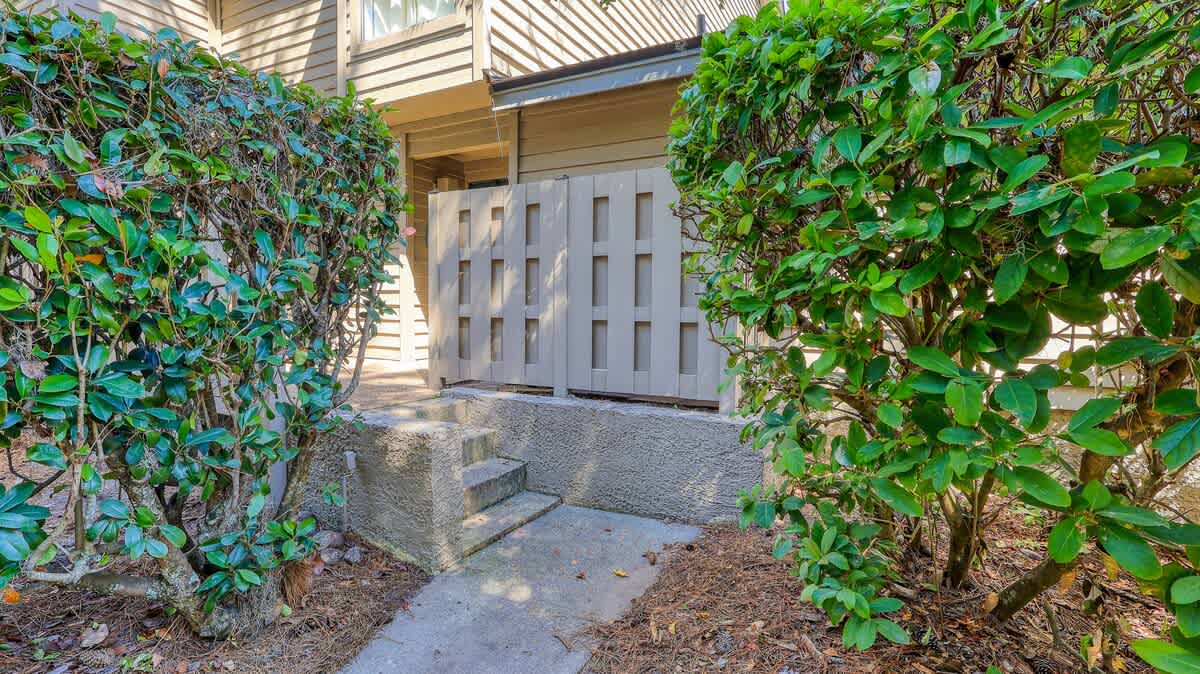 Exterior Entrance to Villa
