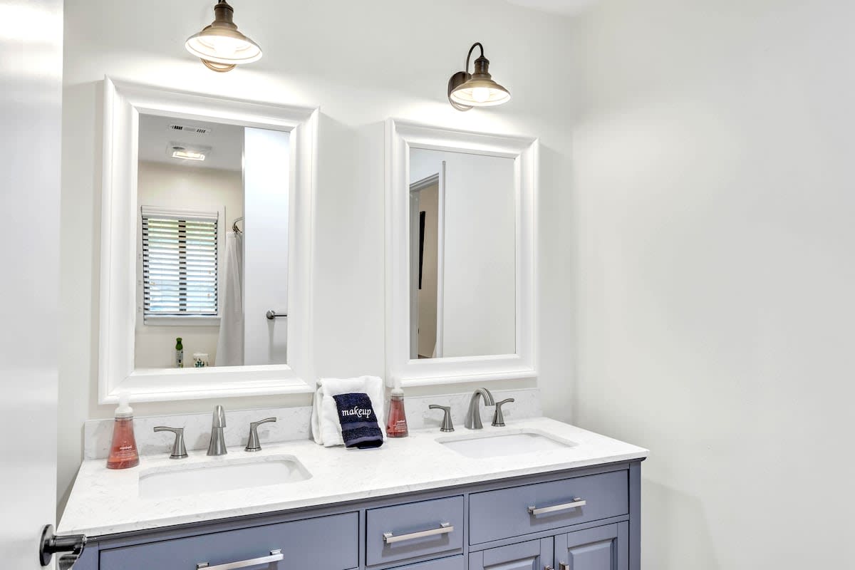 Jack And Jill Bathroom
