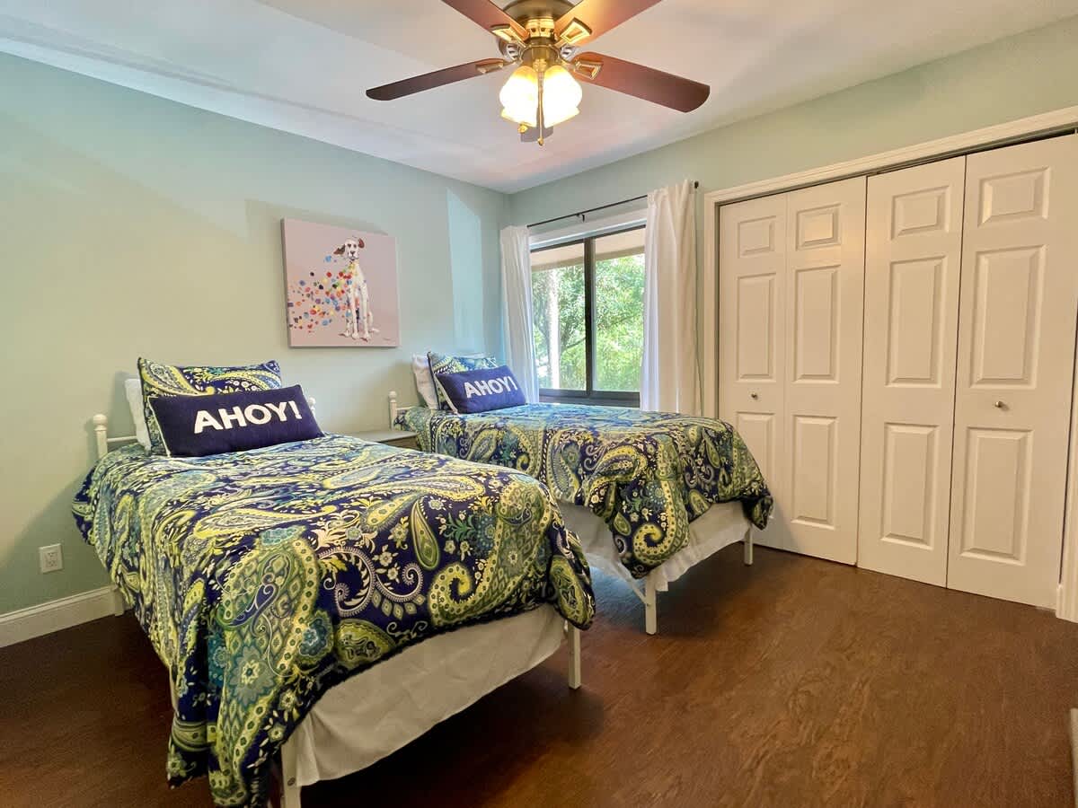 Twin Guest Suite