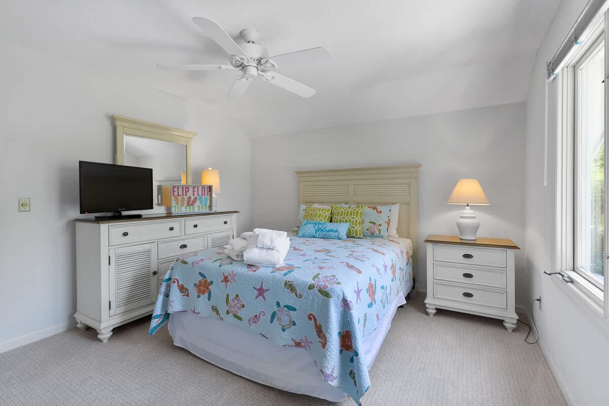 Upstairs Queen Room