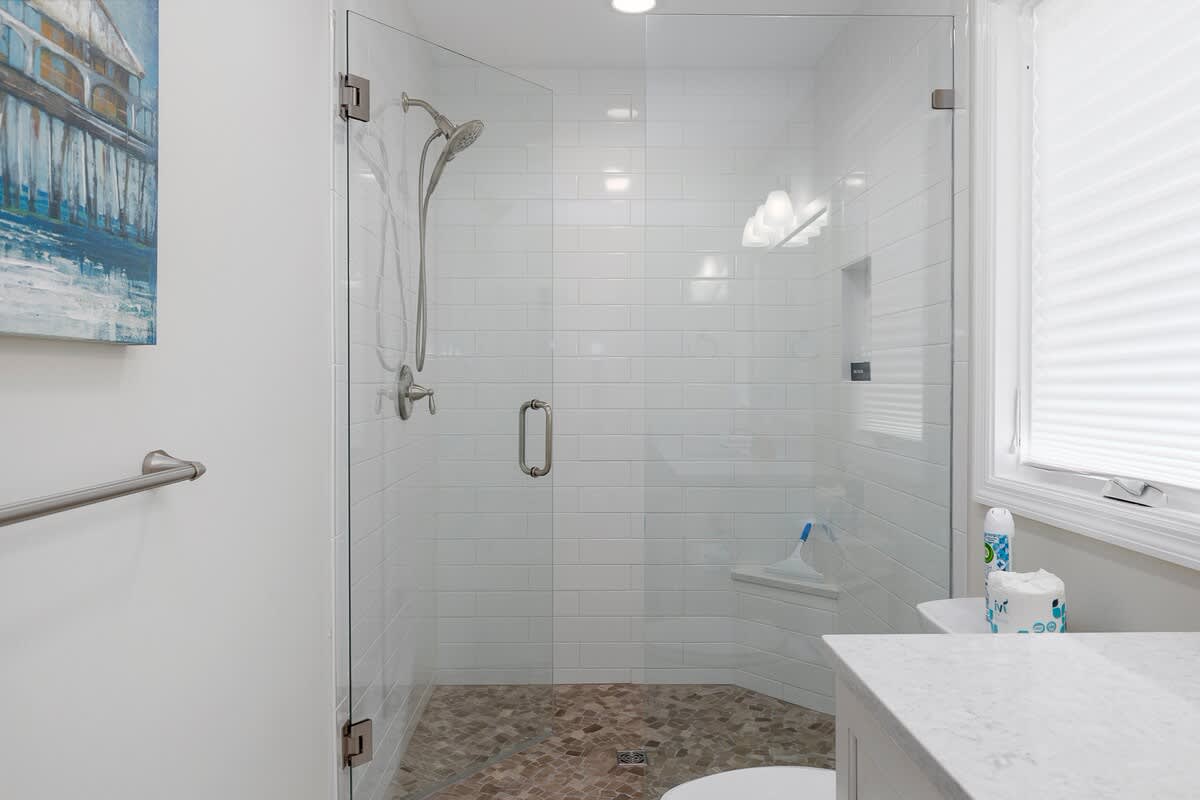 Bathroom for Downstairs Twin