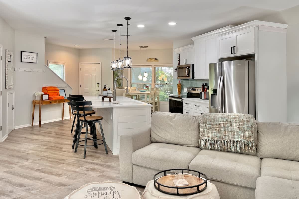 7013 Ocean Breeze