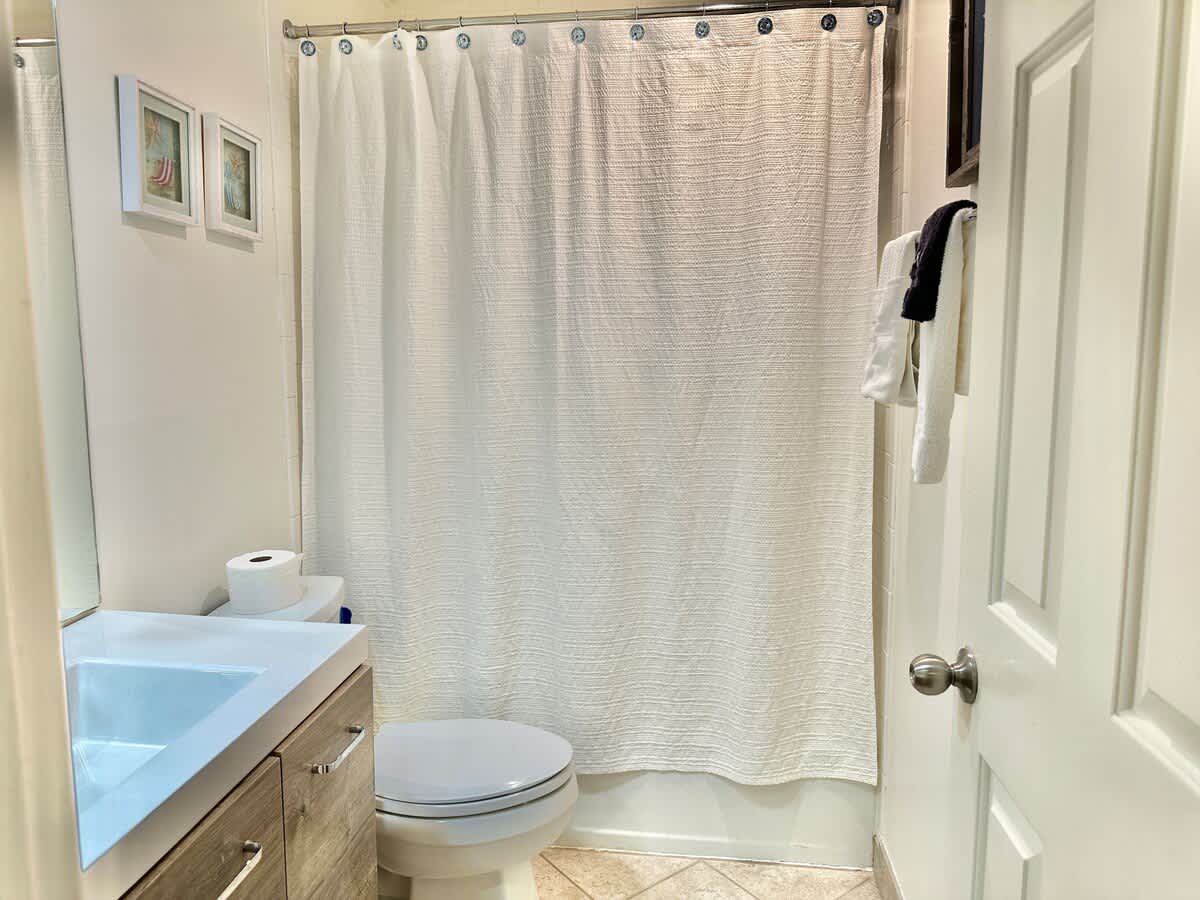 Guest Bathroom