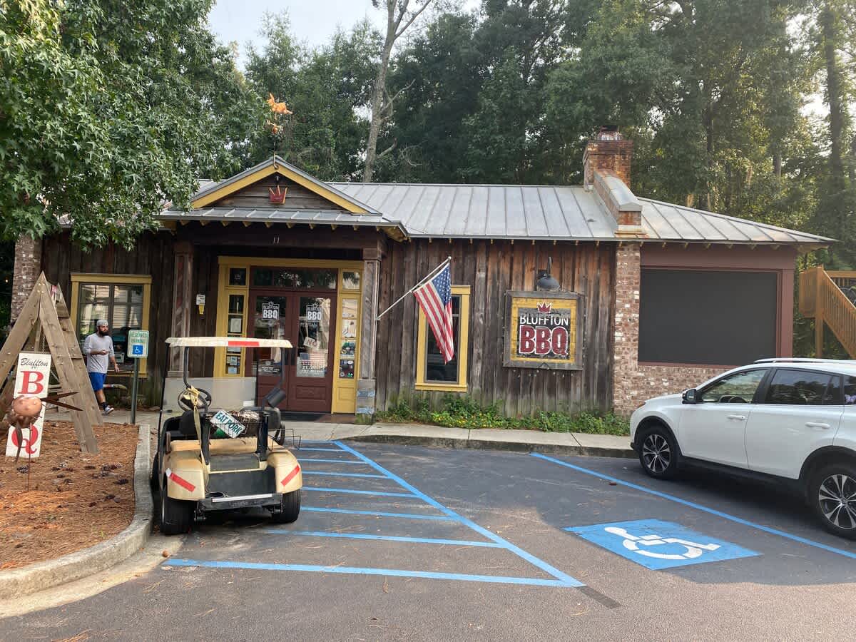 Restaurants within Walking Distance