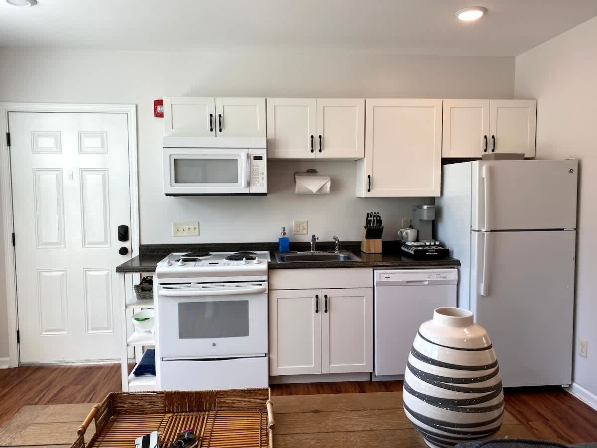 2 Bedroom in Historic Downtown Bluffton 5
