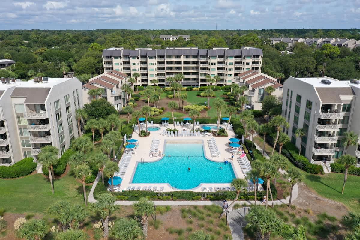 Shorewood Complex
