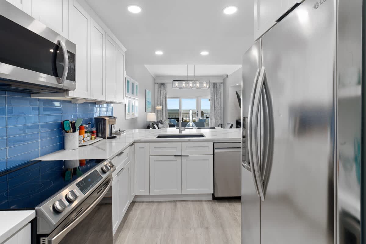536 Shorewood 9