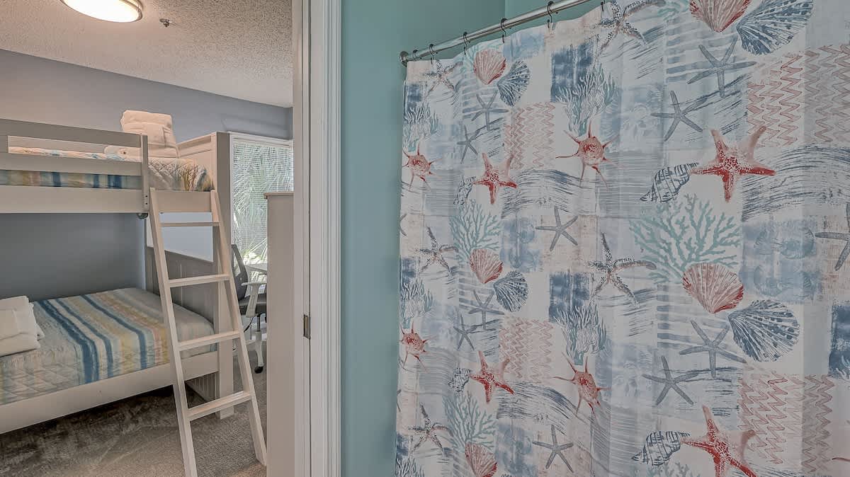 2nd Floor Double Full Bunk En-Suite