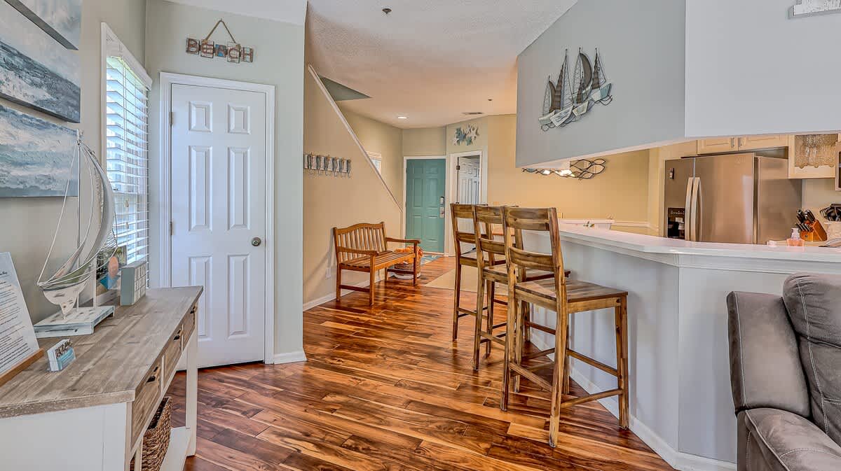 Walk Space Toward Lower Guest Room