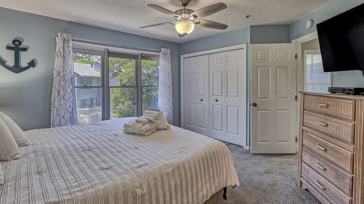 2nd Floor Primary Suite