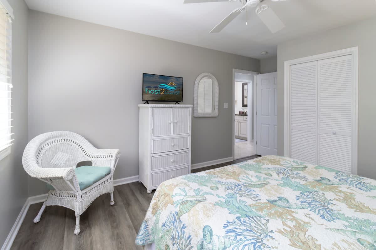 1st Queen Guest Room