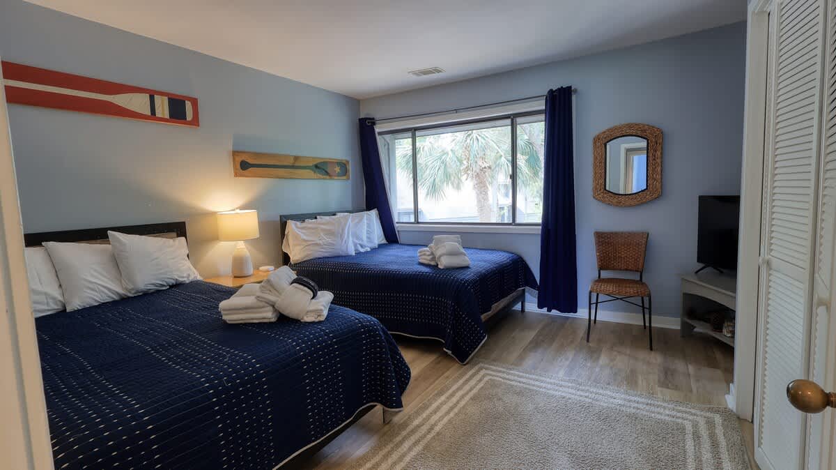 Double Full Guest Suite