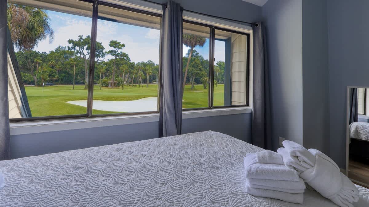 Double Queen Suite with Golf Course Views