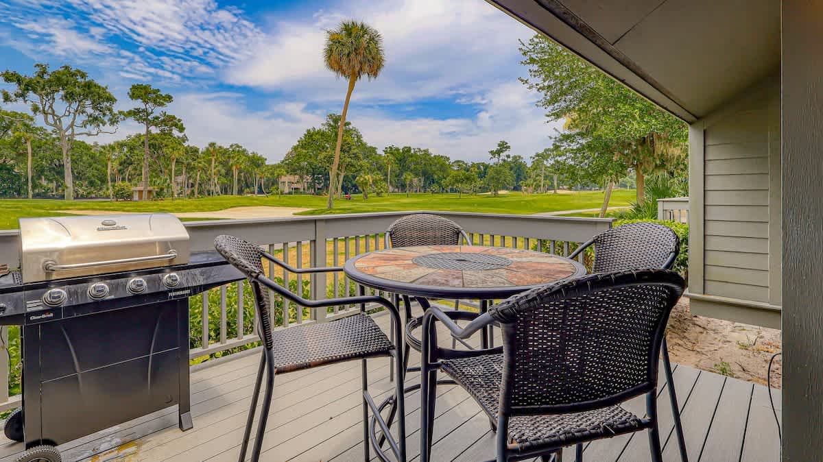 207 Turnberry Village