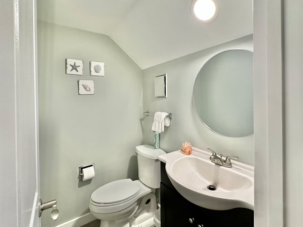 Guest Bathroom in Entry Hall