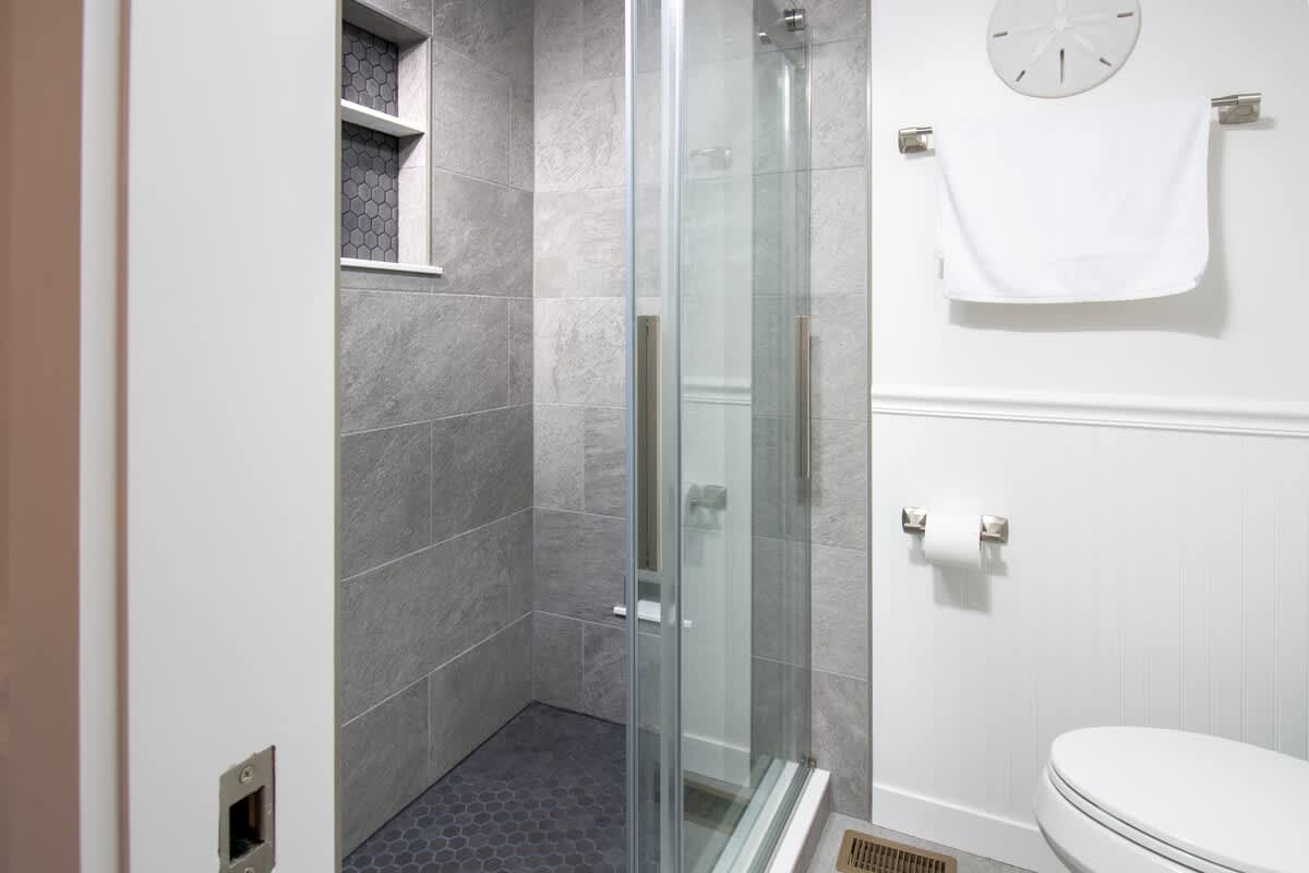 Shared Bathroom In Between Guest Room and Primary Suite