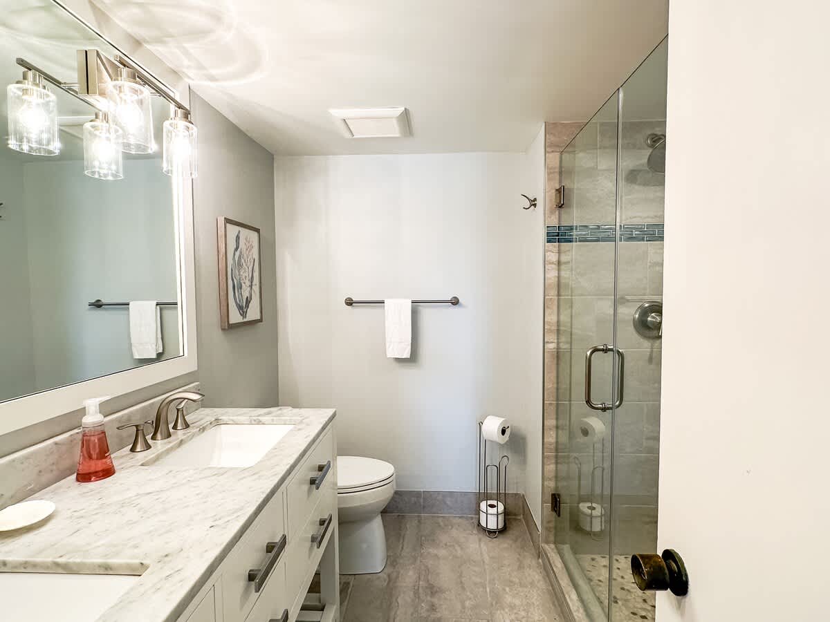 2nd Floor Primary Suite Bathroom