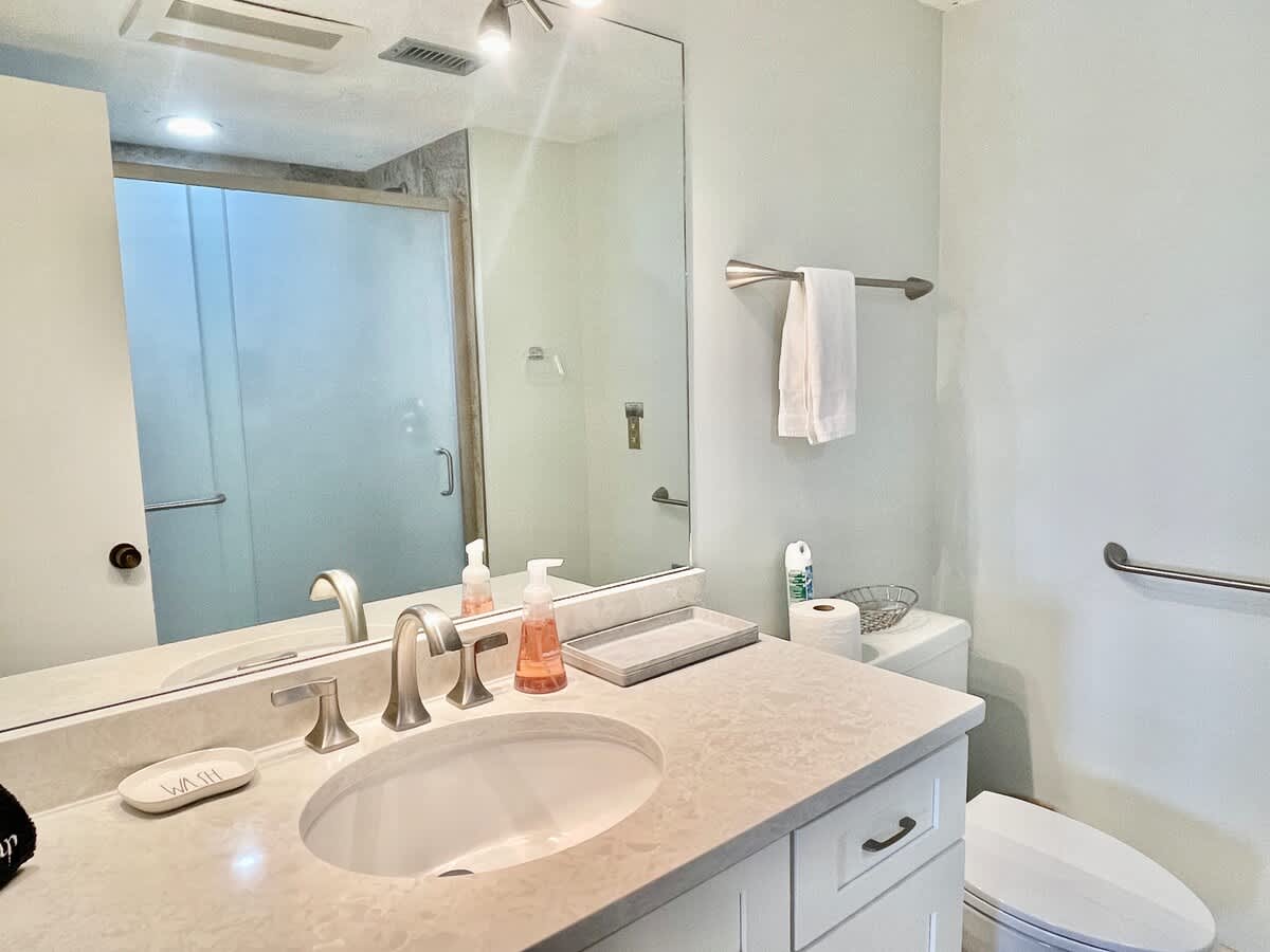 Bathroom for 3rd Floor King Suite