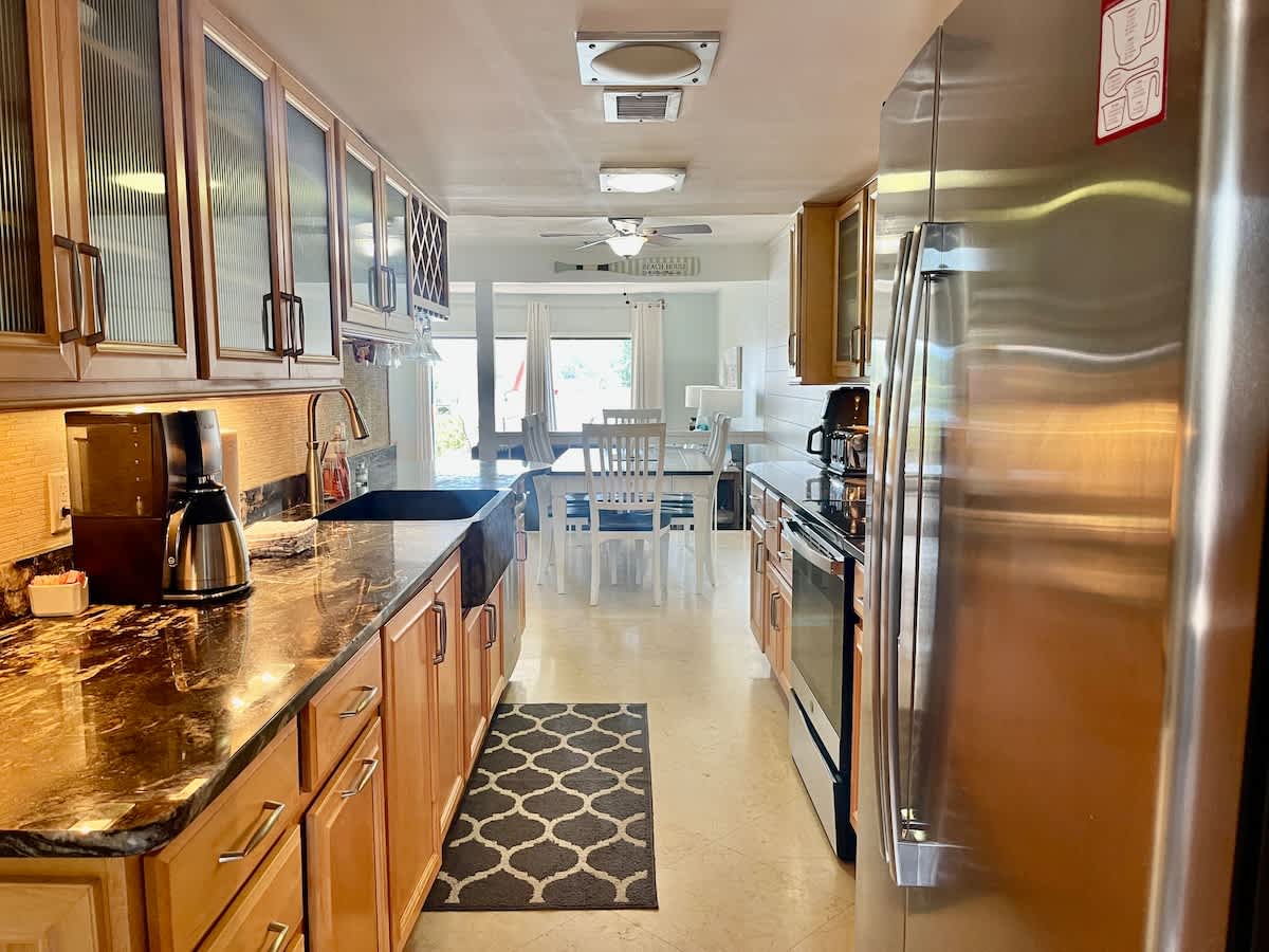 1614 Port Villas 9