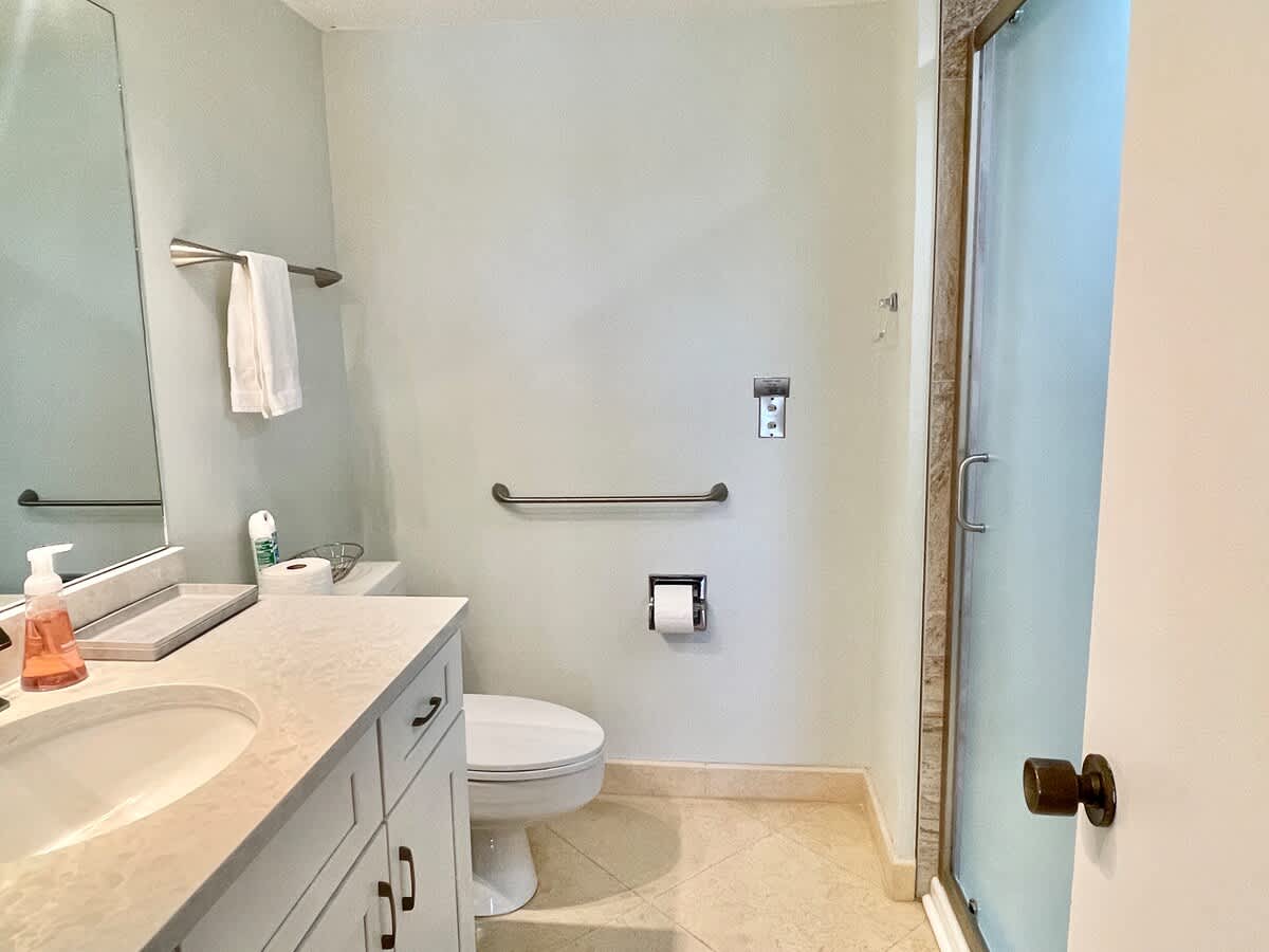 Bathroom for 3rd Floor King Suite
