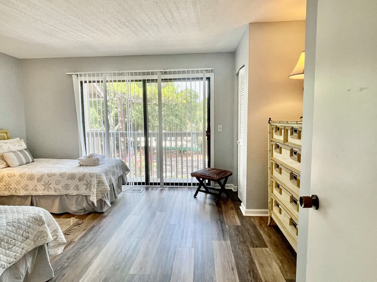 2nd Floor Twin Room with Bathroom