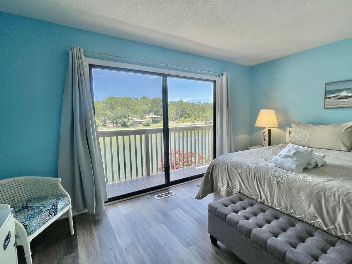 2nd Floor Primary Suite with King