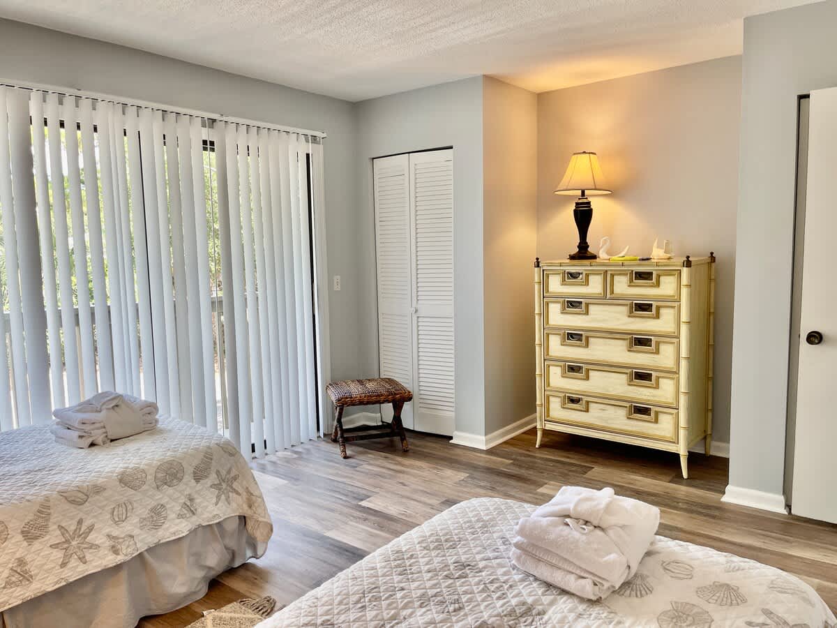 2nd Floor Twin Room with Bathroom