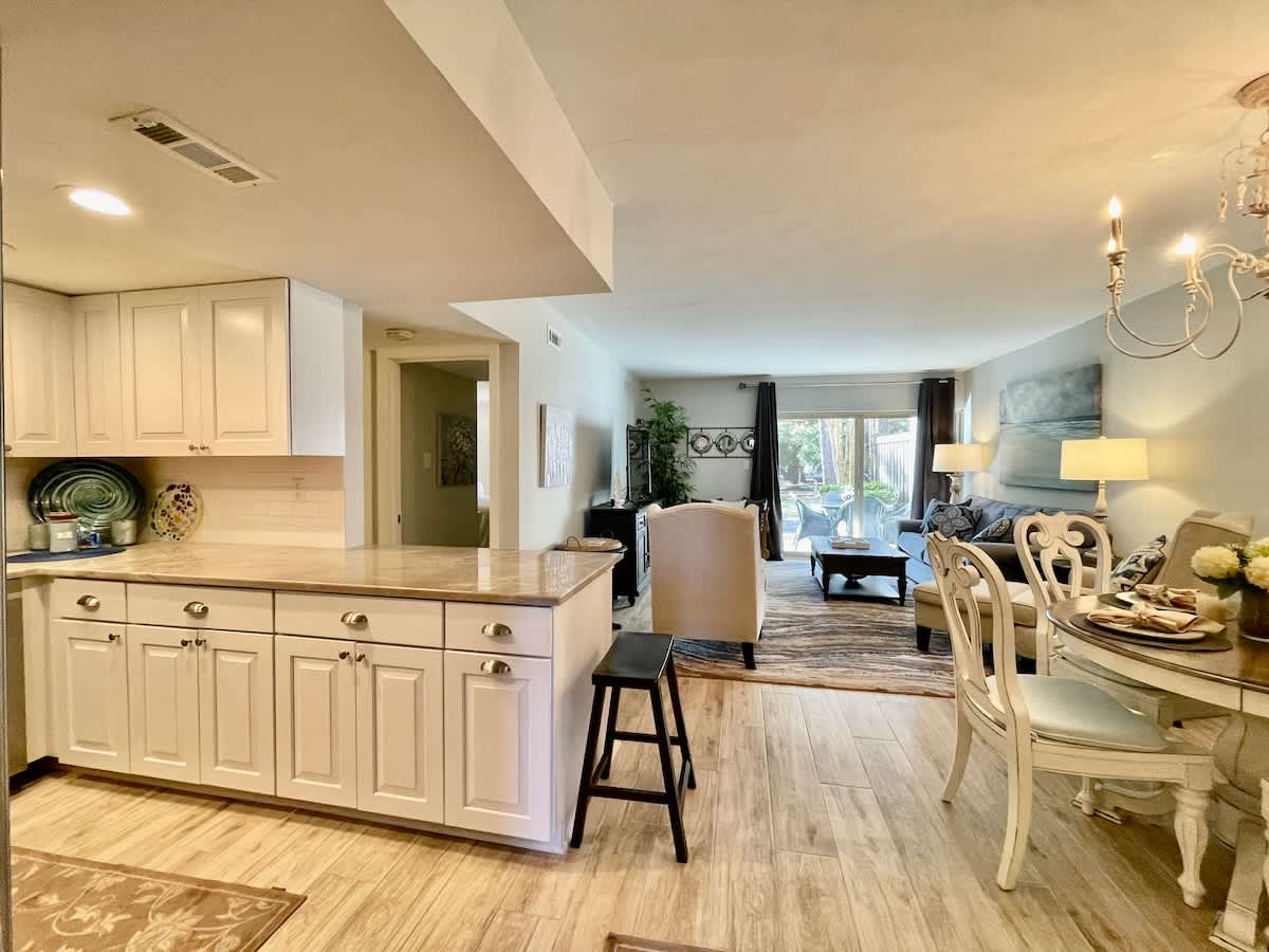 1651 Bluff Villas 5