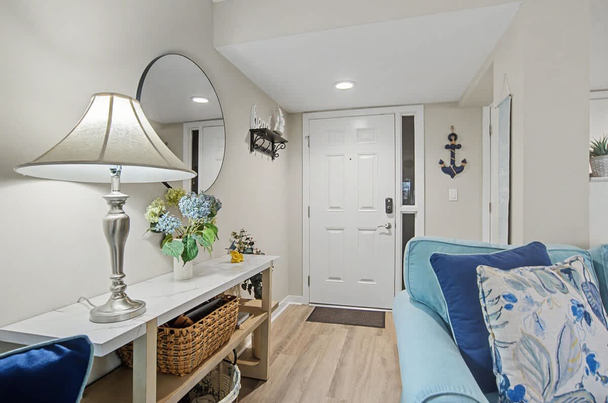 1748 Bluff Villas 10