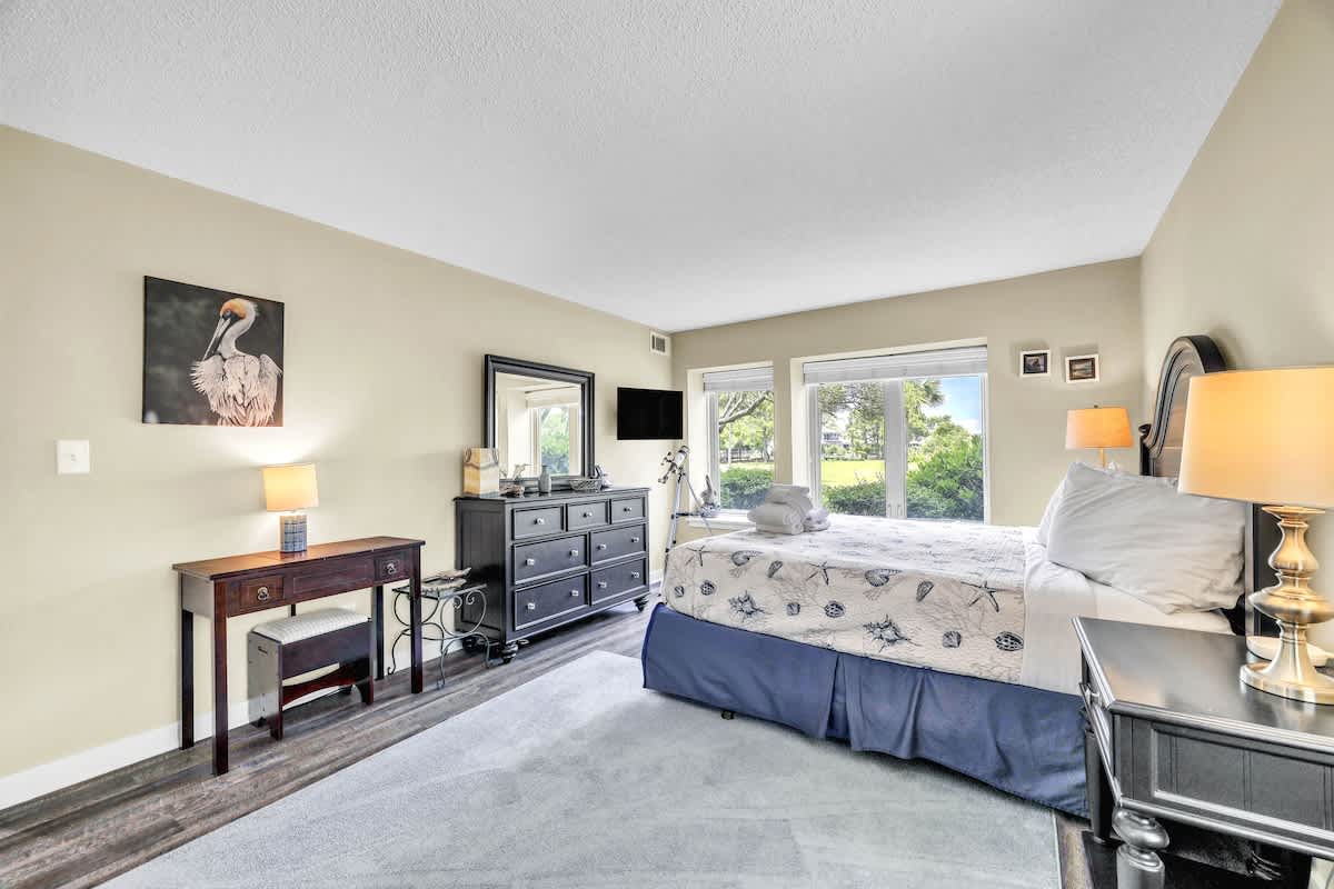 Primary Bedroom with King Bed and En-Suite Bathroom