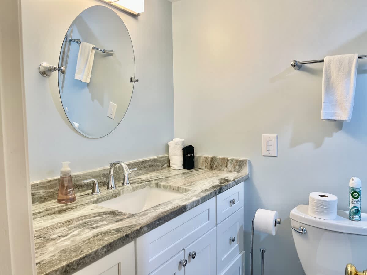 Bathroom for 3 Twin Room