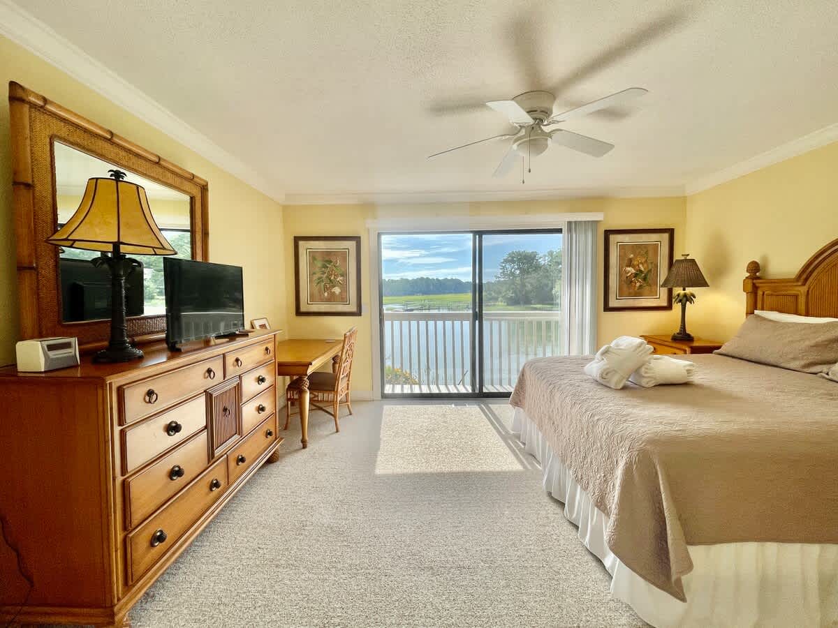 2nd Floor Primary Suite with King