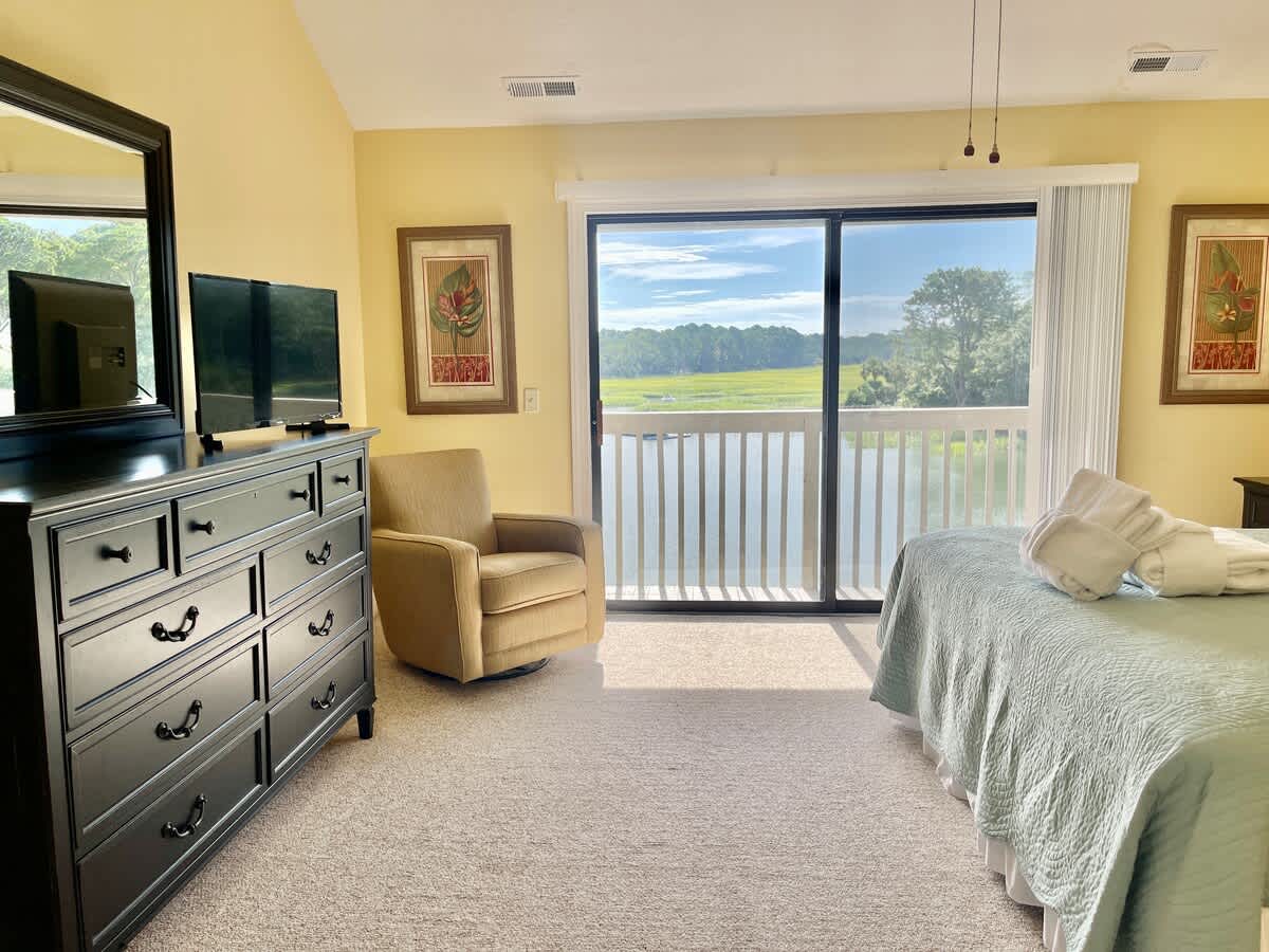 3rd Floor King Suite