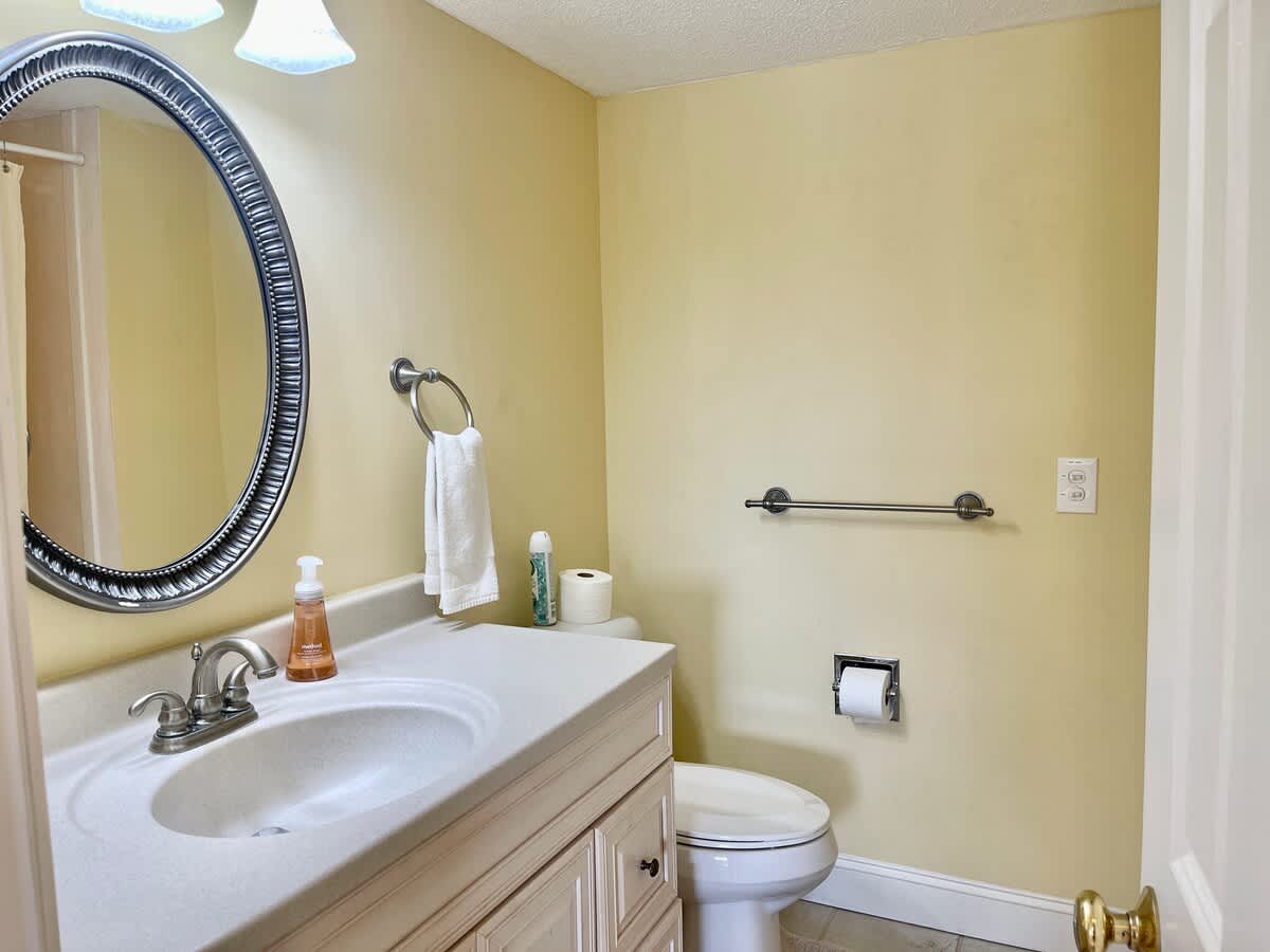 Bathroom for 3rd Floor King Suite