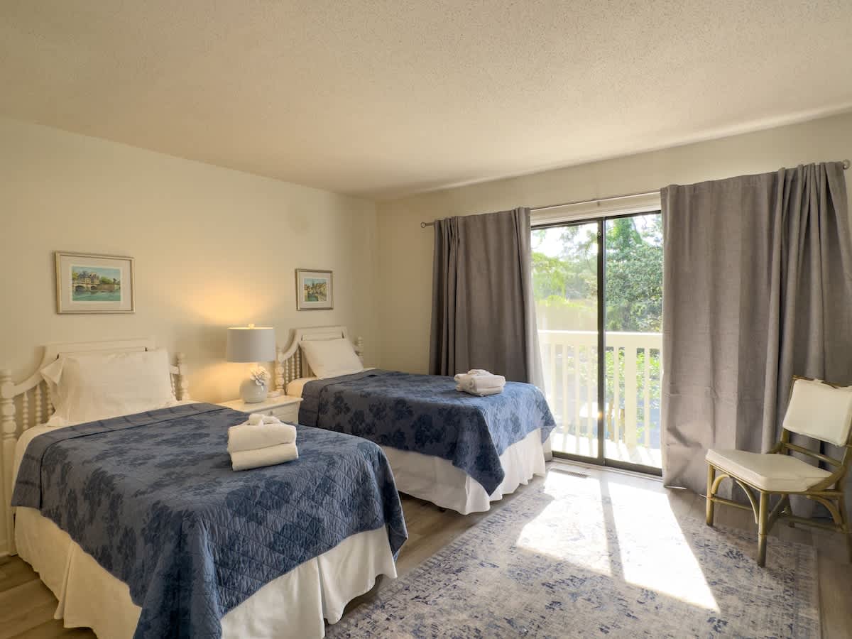 2nd Floor Twin Room with Bathroom