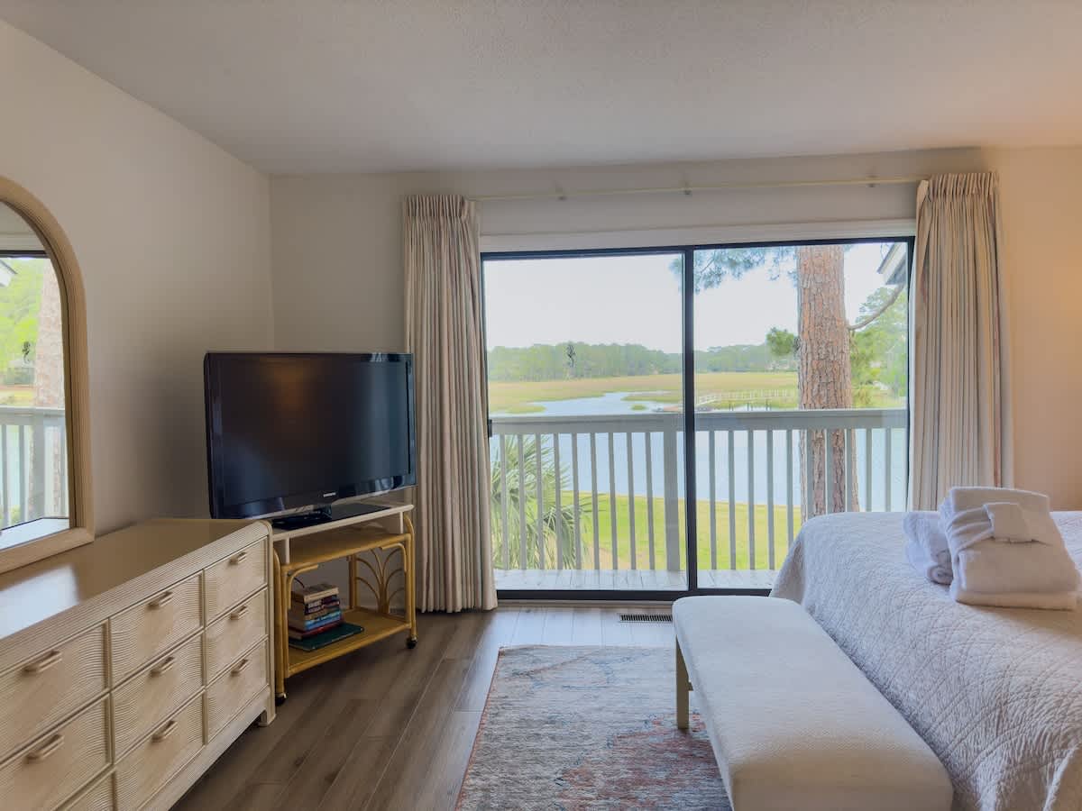 2nd Floor King Suite
