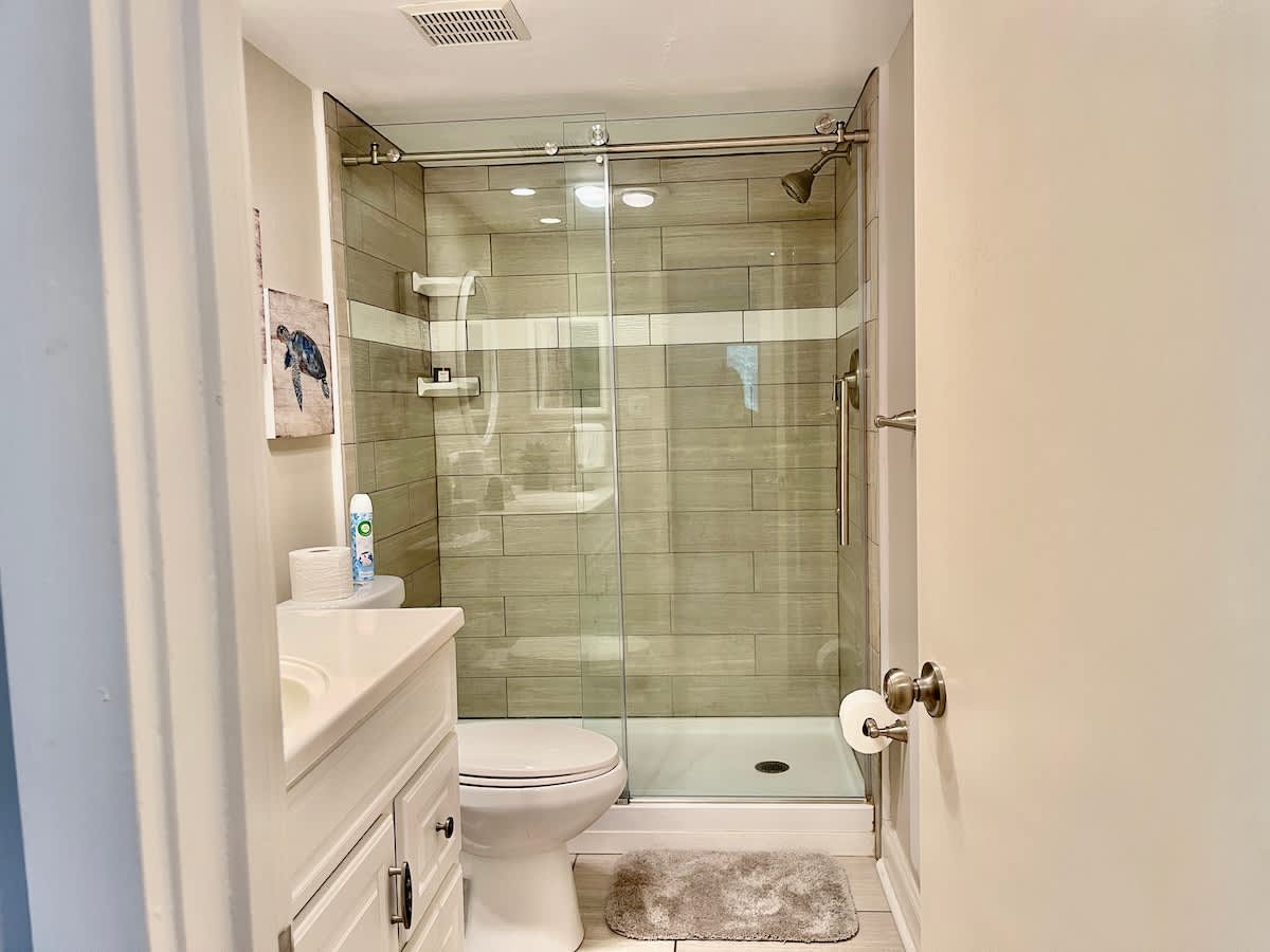 Hall Bath
