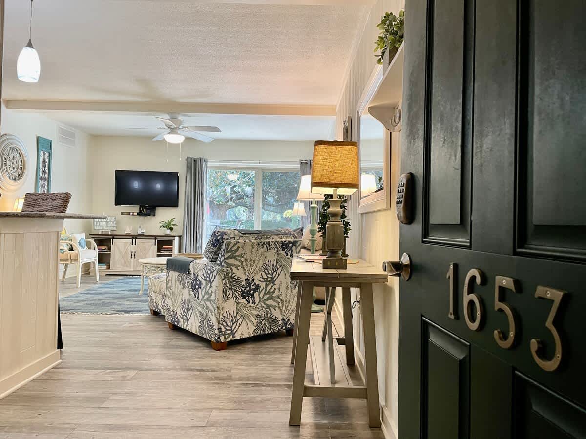 1653 Bluff Villas 7