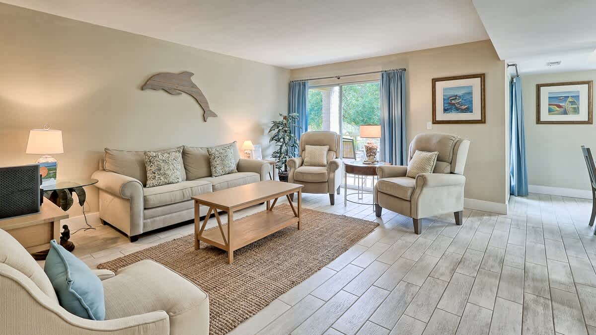 1736 Bluff Villas
