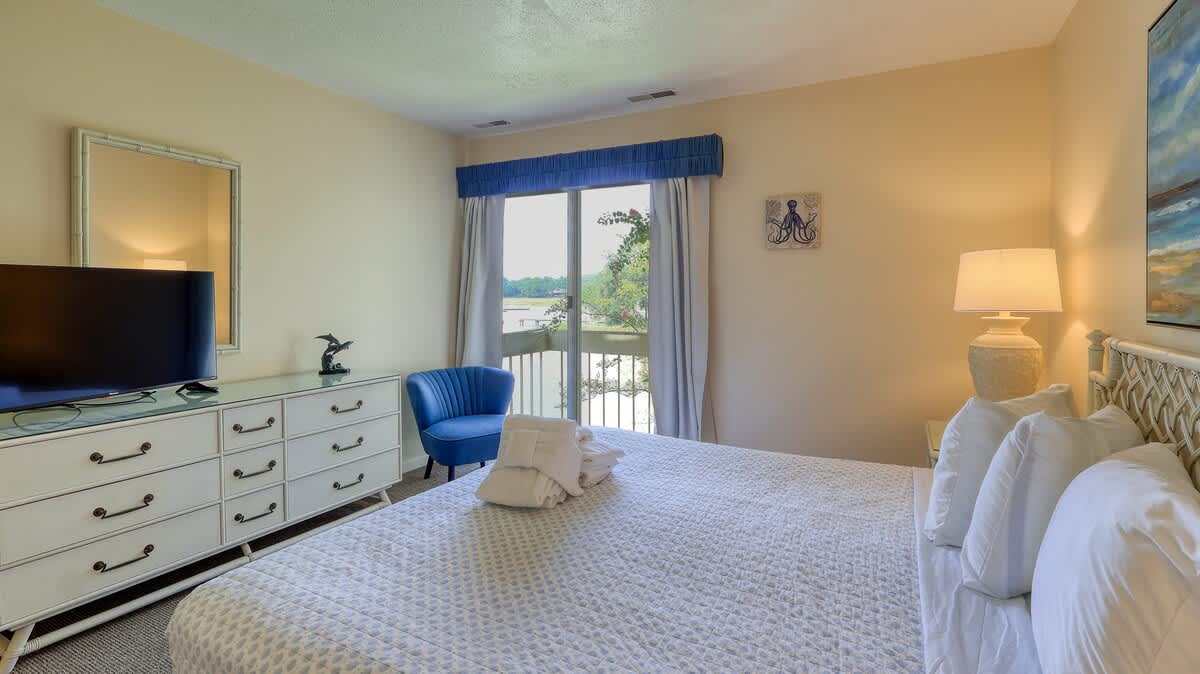 Upstairs Primary Suite