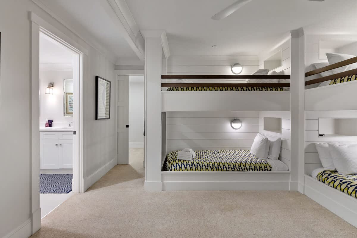 Quadruple Twin Bunk Suite (Right Side of Villa)
