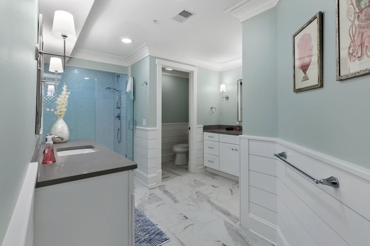 2nd Primary Bathroom