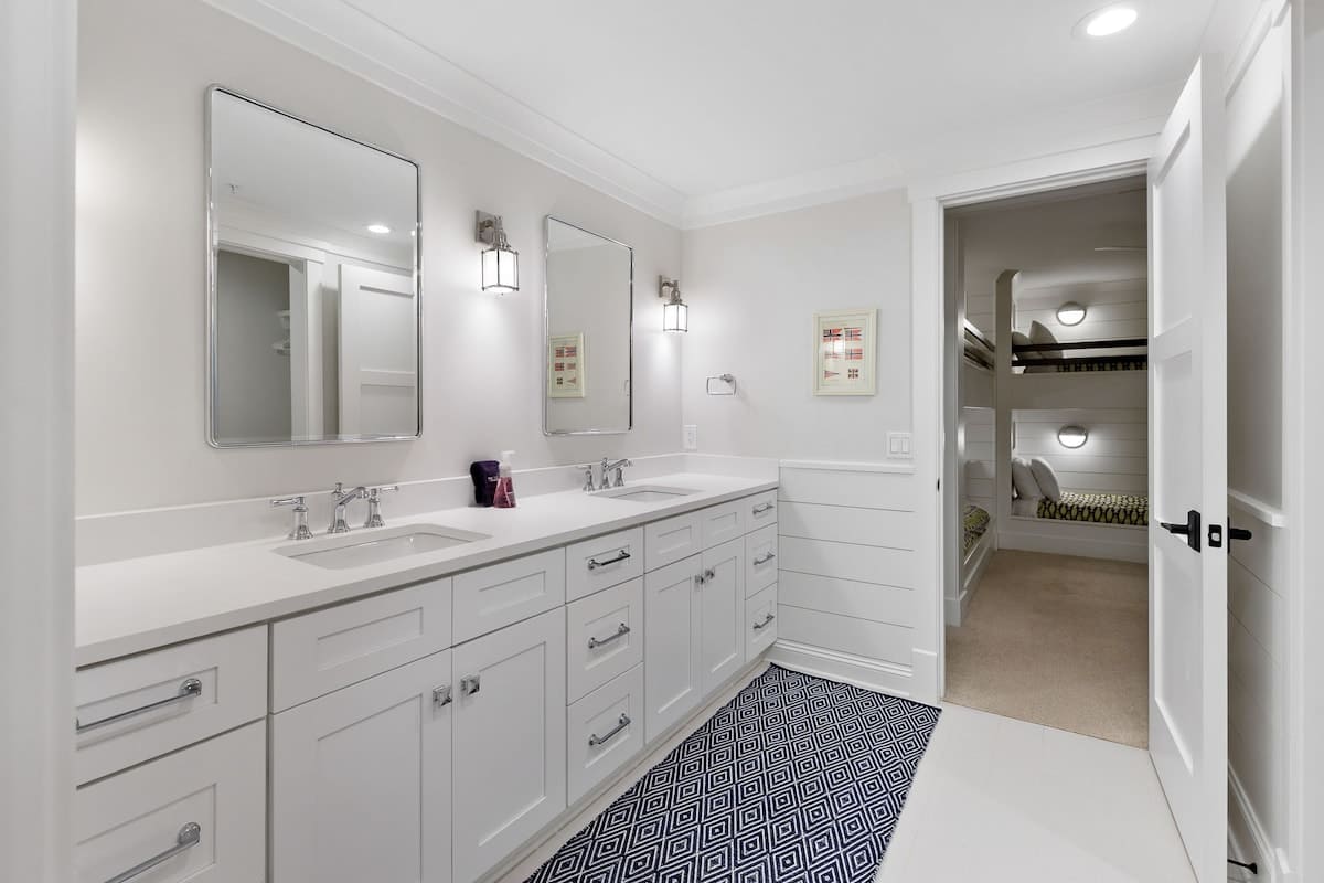 Twin Suite Bathroom