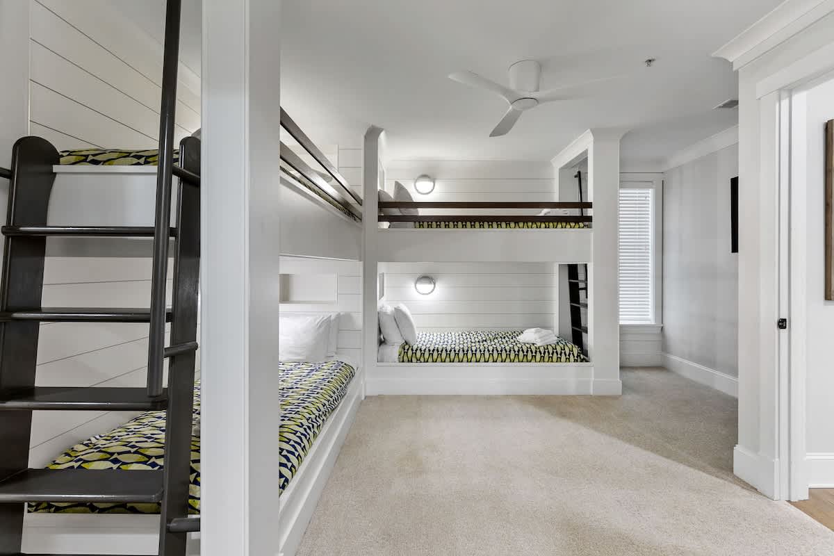 Quadruple Twin Bunk Suite (Right Side of Villa)