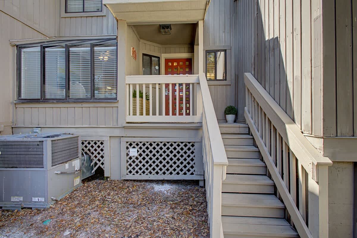 203 Beachwalk 6