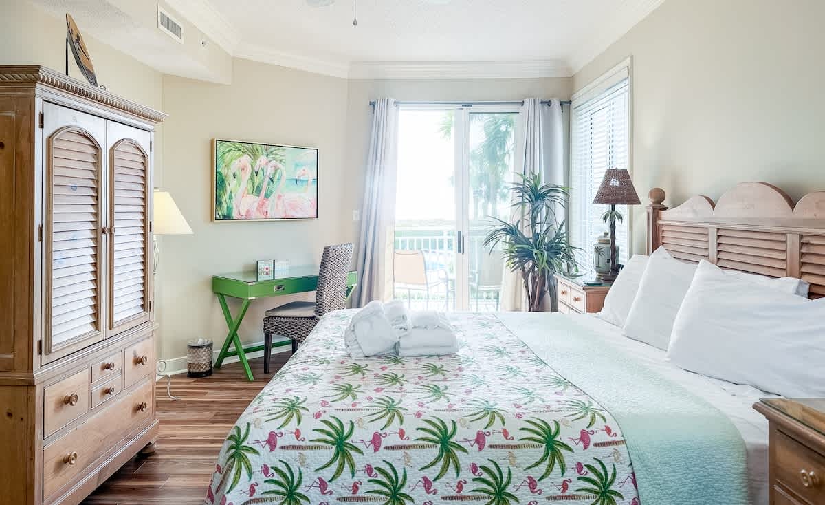 Guest King Suite