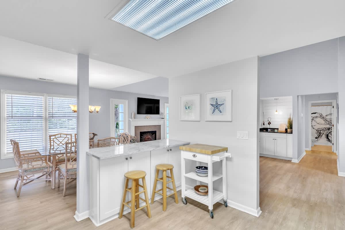 Breakfast Bar