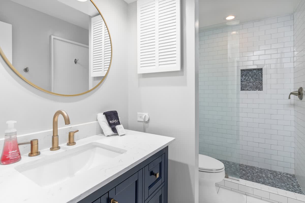 Guest Bathroom