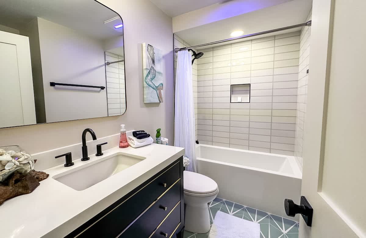Guest Bathroom