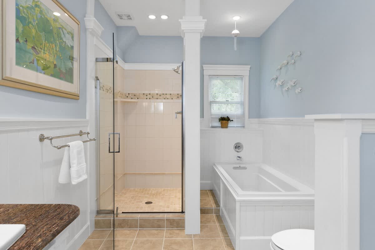 Bathroom for King Room